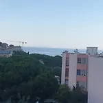 Charmant studio vue mer / parking / plage à 200m
